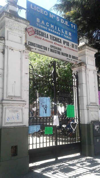 Los compañeros de Nahomi cubrieron