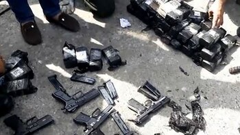 Había nueve pistolas, mil cartuchos