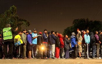 Migrantes llegando durante a la