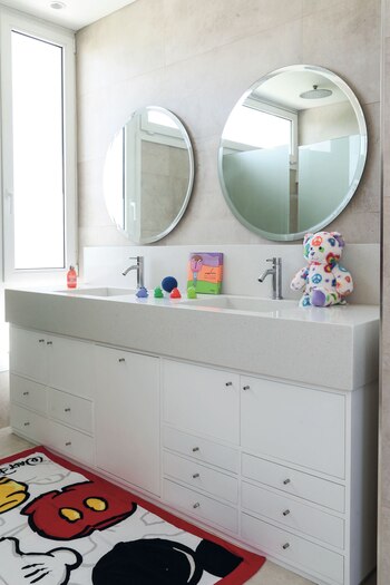 El baño de los chicos