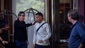 Carlos Tevez realizó la “gallinita”