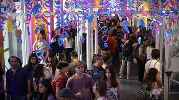 El Centro Cultural Recoleta y un comité adolescente de 10 chicos y chicas de 13 a 17 años, junto a la colaboración de artistas y creadores locales pudieron gestar este festival