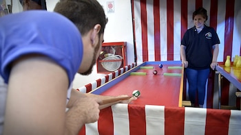Pool, golf, ping pong y demás juegos por premios entusiasmaron a la generación Z