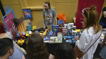 También se realizó el Juicio al Fantasy, el fenómeno literario que atrae a una gran cantidad de centennials, con la presencia de Leo Teti, Martina Barimboim y Cris Alemany.