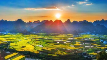 Oculta entre montañas, la zona