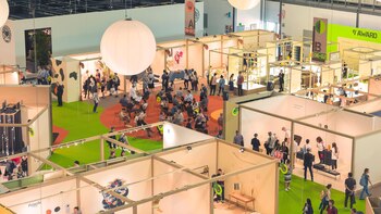 Salone Satellite: Empresas, fabricantes, cazadores