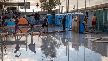 Hay si acaso 25 baños