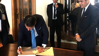 La firma del primer Ministro