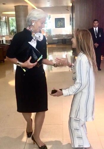 El encuentro entre la humorista