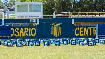 Las pelotas que donó Di