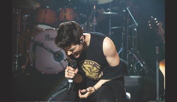 ¡Abraham Mateo recargado!