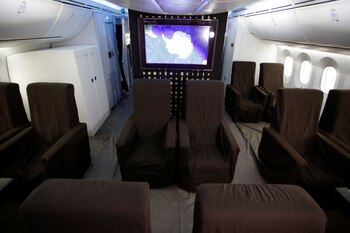 Avión presidencial puesto a la