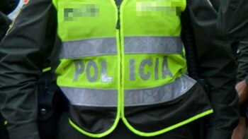 La agente de policía María