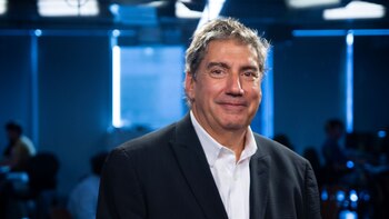 Haiek es economista de la