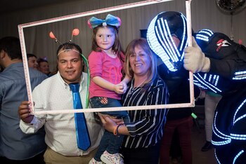 Por su dura vida, Elba