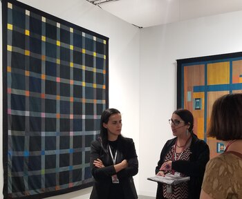 La galerista Sabria Amrami hizo