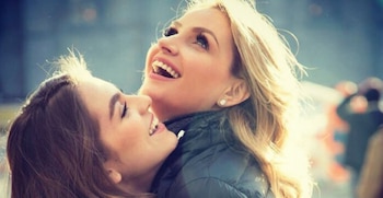 Sofía Castro con Angélica Rivera (Foto: