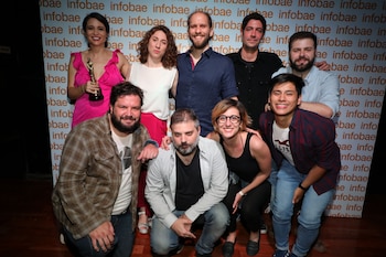 Julia Mengolini y los trabajadores de FutuRock, que se alzó la estatuilla a la mejor radio nativa digital