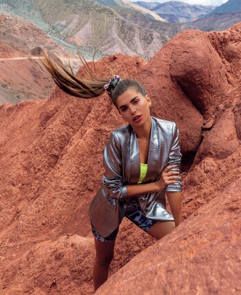 Blazer plateado ($ 3.493, Karl