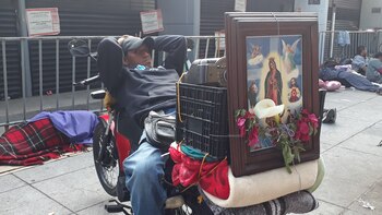 Caminando, en bicicleta o moto es como llegan los millones de peregrinos a La Villa (Foto: Juan Vicente Manrique / Infobae México)