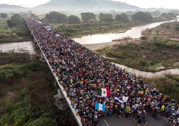 Parte de la caravana migrante (Photo by Guillermo Arias / AFP)