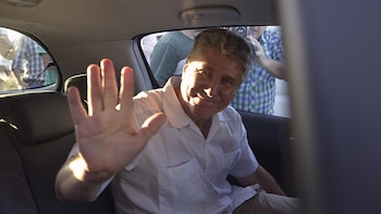 Amado Boudou saluda tras ser