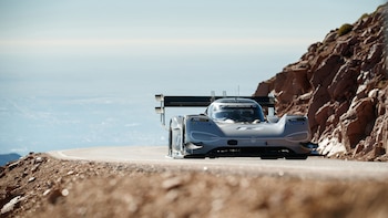 El Volkswagen I.D. R. Pikes Peak con el que la marca intentará superar el récord de Porsche en Nürburgring.