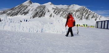 Azzam, en la Antártida