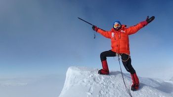 Azzam ha escalado seis de