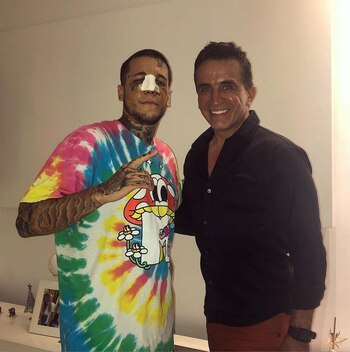 Alex, a la salida del