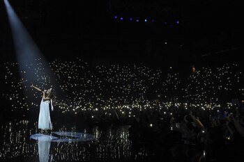Look 4 vestido largo blanco