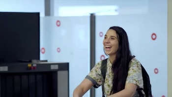 La llegada de Macarena Medaglia.