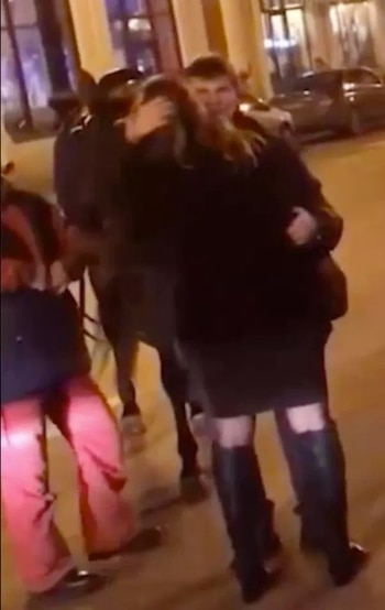 (Foto: East2West News)