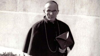 El Cardenal Elia Angelo Dalla