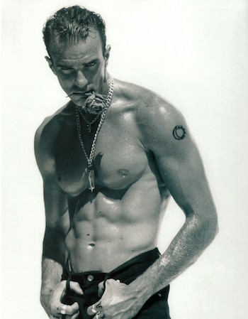 Alan Faena modelo. Campaña de 1993 para el lanzamiento de la nueva línea jeans, Básico