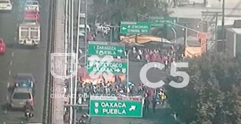 Protesta de campesinos y alcaldes