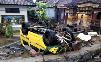 El paso del tsunami causó