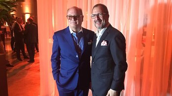 Perechodnik recibió a cada invitado.