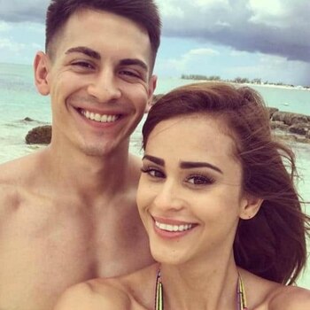 Yanet García y Douglas Martin