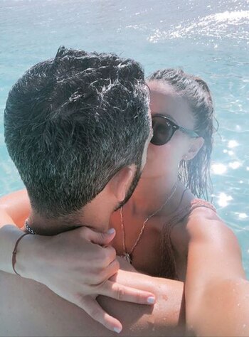 El Pollo y su novia,