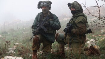 Soldados israelíes en maniobras