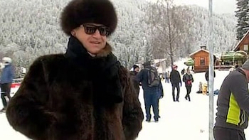 Becali fue repudiado por sus