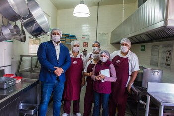 Los seis cocineros empiezan a