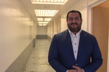 Director de Sanciones Administrativas, Maestro