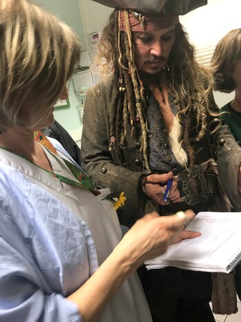 Johnny Depp visitó el hospital