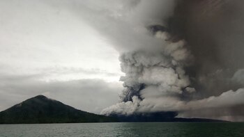 El Anak Krakatoa, visto desde