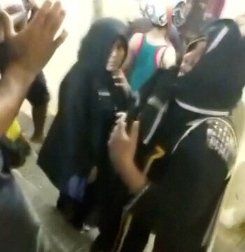 Kanaka Durga y Bindu (sin