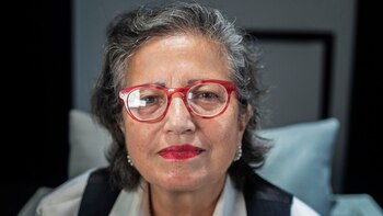 Maria Elena Cisneros, viuda y