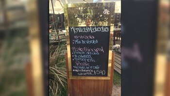 Un menú de mediodía en