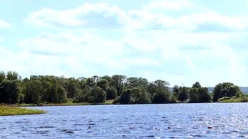 El lago Bolshaya Rutavech tiene